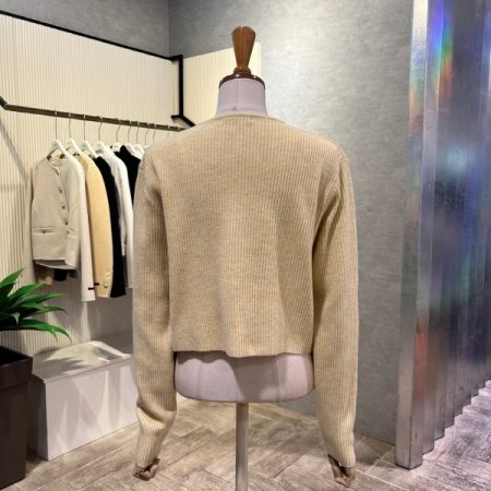 크롭 골지 단추 가디건