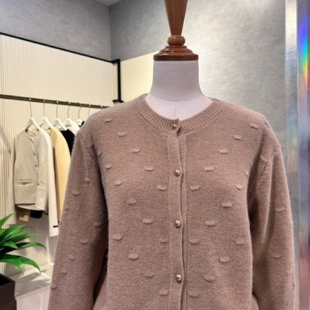 입체 패턴 라운드 가디건