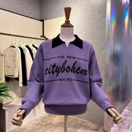 카라 배색 레터링 니트