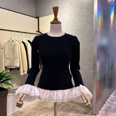 골지 프릴 배색 니트