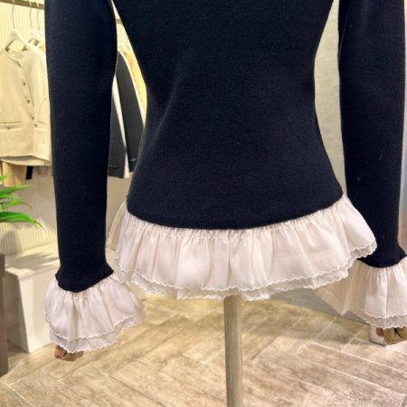 골지 프릴 배색 니트