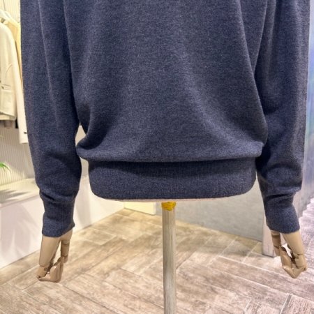 반 폴라 진주 라운드 니트