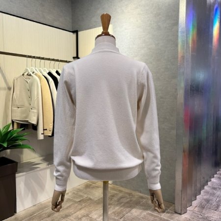 베이직 반 폴라 니트