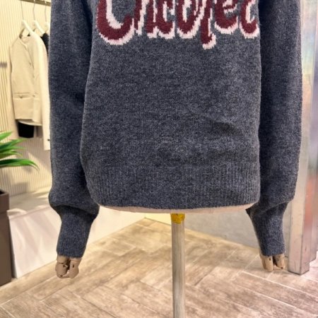 레터링 크롭 니트