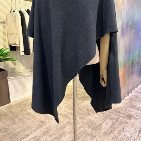 하이넥 케이프 니트