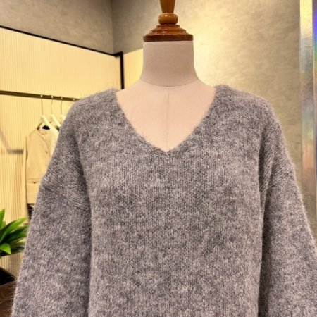 V넥 부클 박시 니트