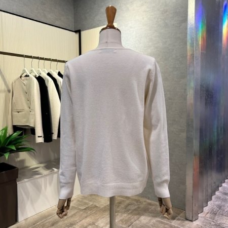 베이직 V넥 니트