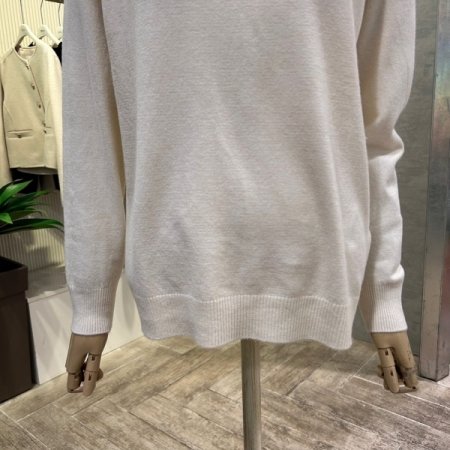 베이직 V넥 니트