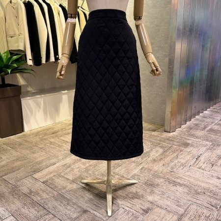 퀼팅 패딩 백 밴딩 롱 스커트