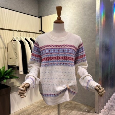 라운드 배색 패턴 니트