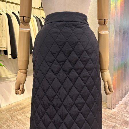 백 밴딩 퀼팅 패딩 롱 스커트