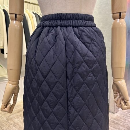 백 밴딩 퀼팅 패딩 롱 스커트