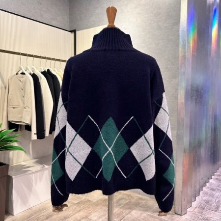 반 폴라 다이아몬드 박시 니트