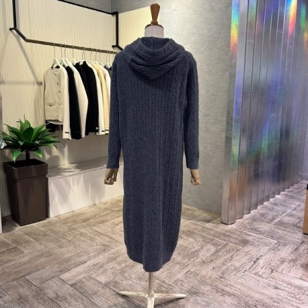 라인 꽈베기 니트 후드 원피스