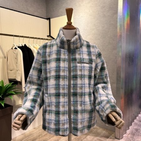 컬러 배색 집업 부클 점퍼