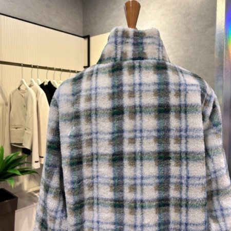 컬러 배색 집업 부클 점퍼