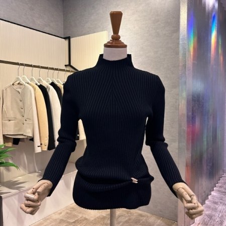 반 폴라 사선 골지 니트