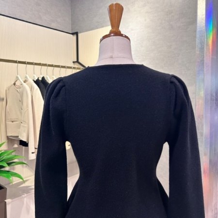 단추 V라인 퍼프소매 가디건