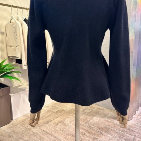 단추 V라인 퍼프소매 가디건