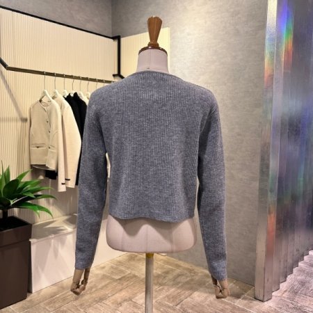 단추 크롭 골지 가디건