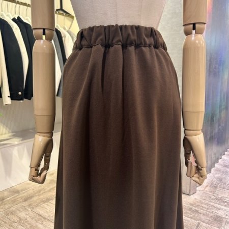 백 밴딩 투턱 롱 스커트