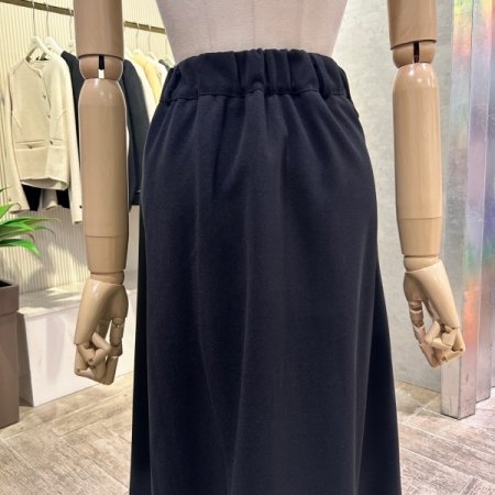 투턱 백 밴딩 롱 스커트