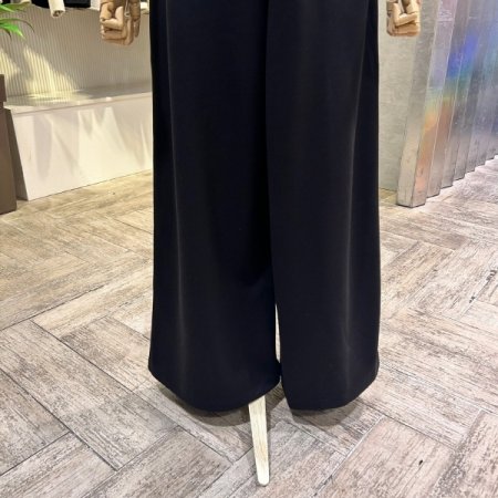 원턱 백 밴딩 와이드 팬츠