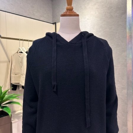 후드 꽈배기 라인 니트