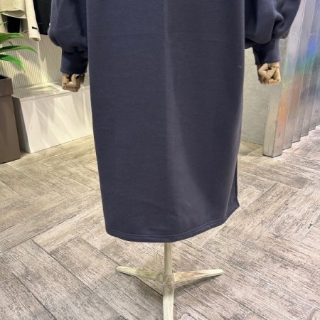 기모 후드 자수 레터링 롱 원피스