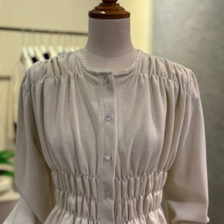 벨로라 셔링 블라우스