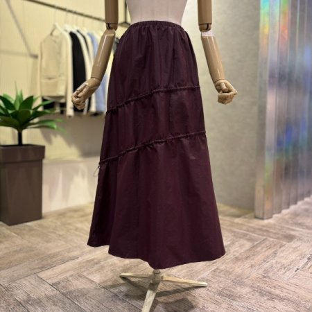 스티링 라인 플레어 롱 스커트