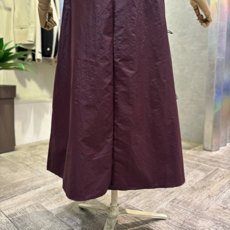 스티링 라인 플레어 롱 스커트