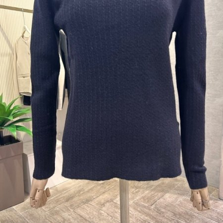 꽈배기 패턴 반폴라 니트