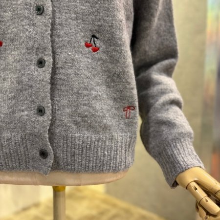 자수 포인트 라운드 가디건