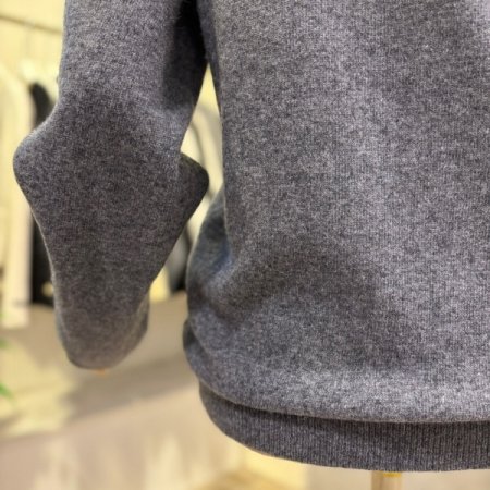 베이직 라운드 니트