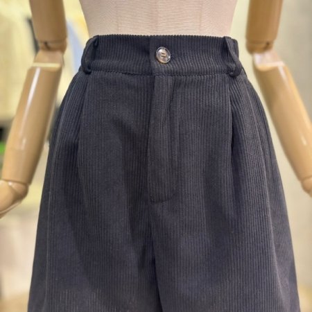 투턱 코듀로이 반바지