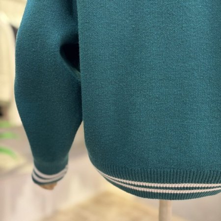 라인 배색 단추 가디건