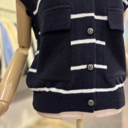 후드 배색 라인 베스트