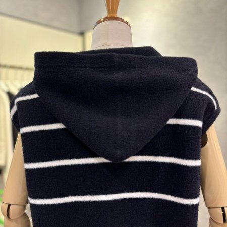 후드 배색 라인 베스트