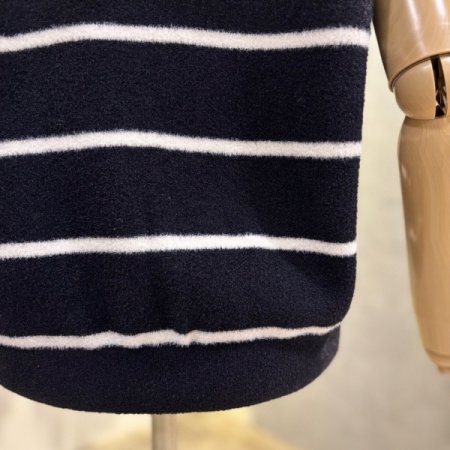 후드 배색 라인 베스트