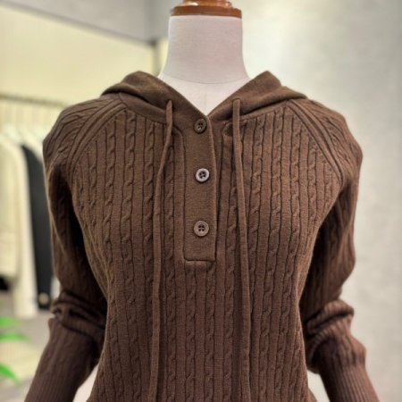 후드 꽈배기 니트