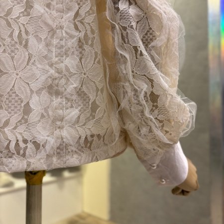 시스루 프릴 레이스 블라우스