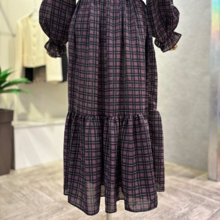 체크 프릴 카라 롱 원피스