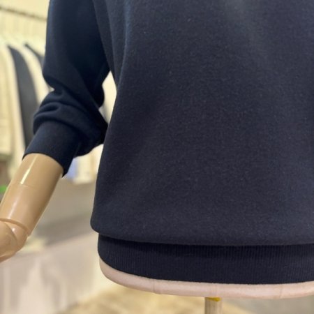 컬러 나비 카라 니트