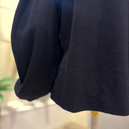 셔링 라인 벨로아 블라우스