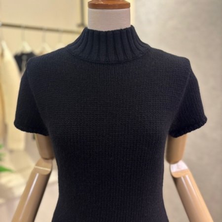 라운드 반팔 미니 원피스