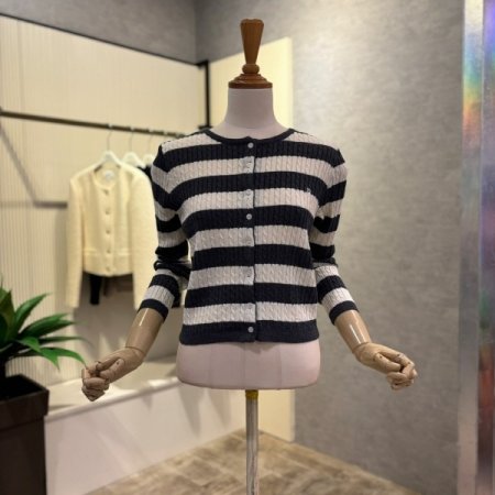 크롭 투톤 배색 꽈베기 가디건