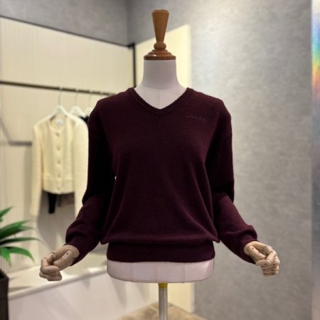 베이직 브이넥 니트