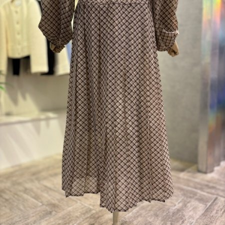 체크 플리츠 시폰 롱 원피스