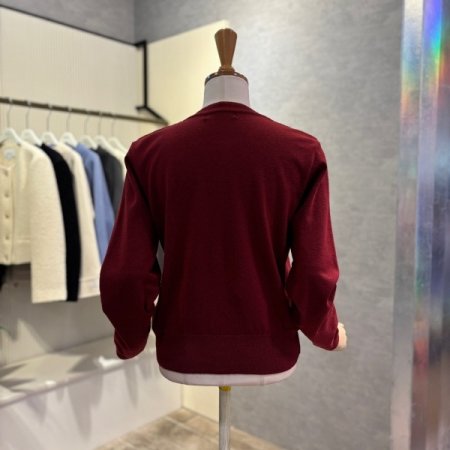 라운드 레이어드 단추 가디건 니트